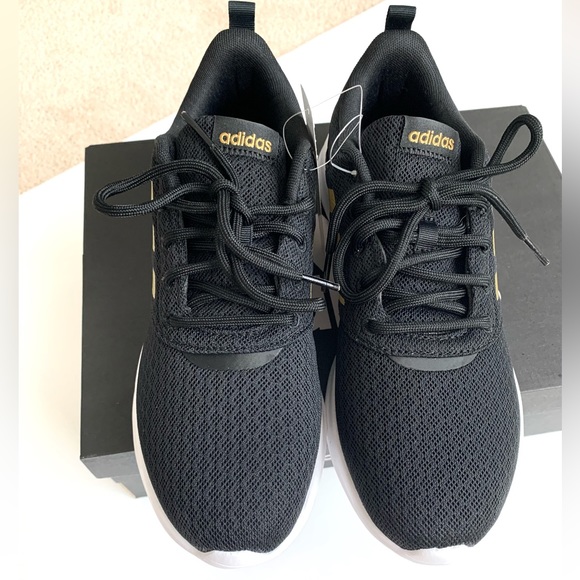 ADIDAS WT RACER SNEAKER SPORT SHOE IN BLACK WITH GOLD 3 STRIPES SIZE 9 - Picture 9 of 10